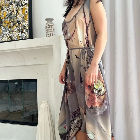 Bolongaro Trevor Gray Floral Dress size small-medium - Picture 4 of 8